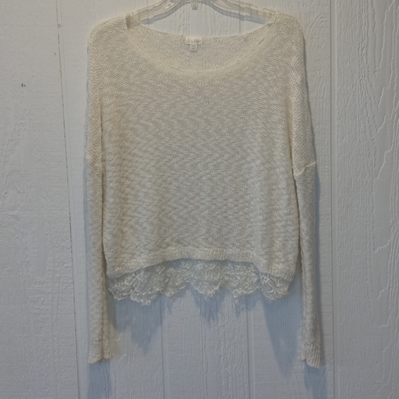 Decree light weight sweater Med - Picture 1 of 4